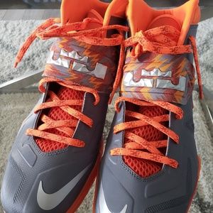 Lebron James Nike